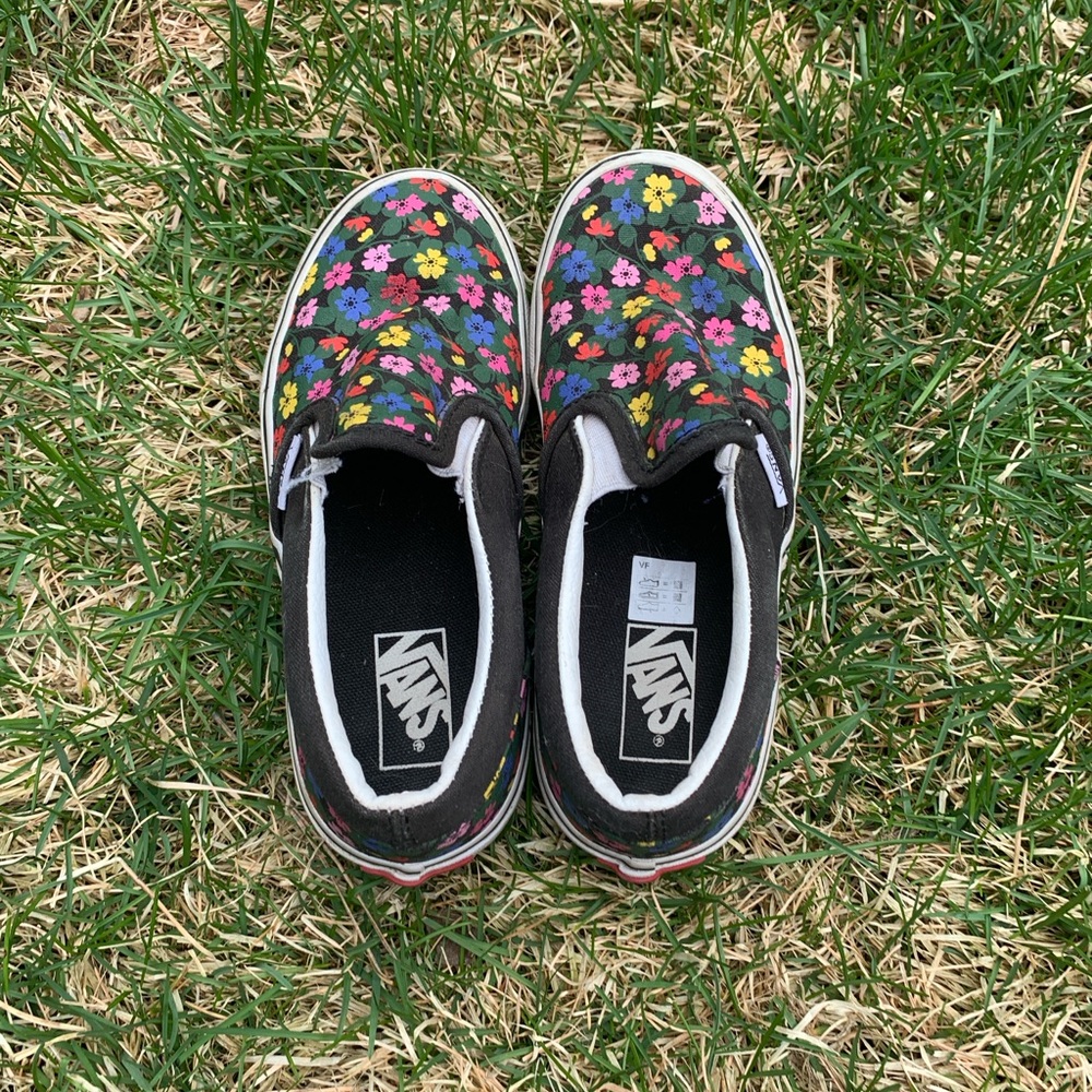 Flower pattern girls vans